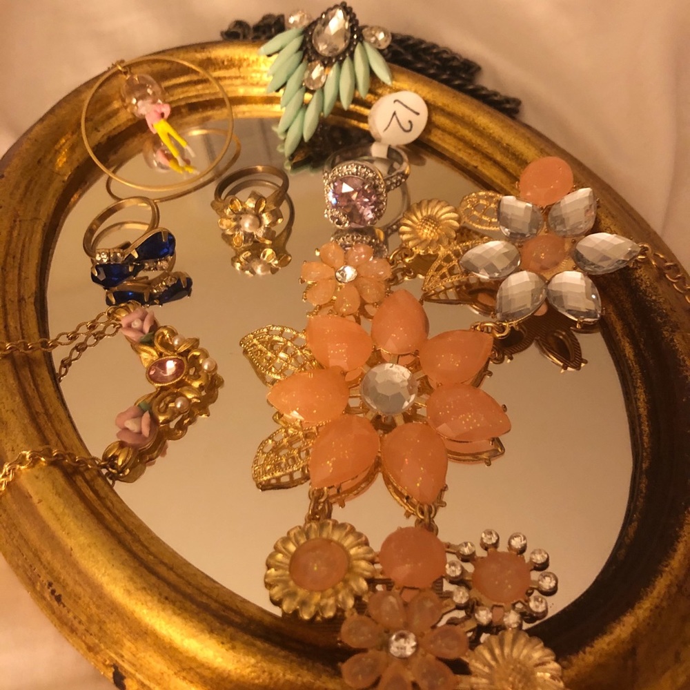 kate spade, vintage necklaces 💞